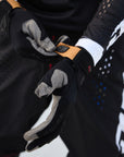 X-197 Glove - CORE BLACK